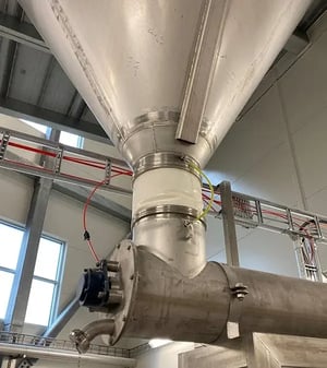 Seeflex 040E base of large silo