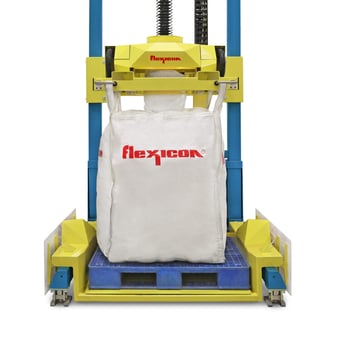 TFC25-216_swing-down-filler-densification-deck-bag-blue_20250912-1024x1024